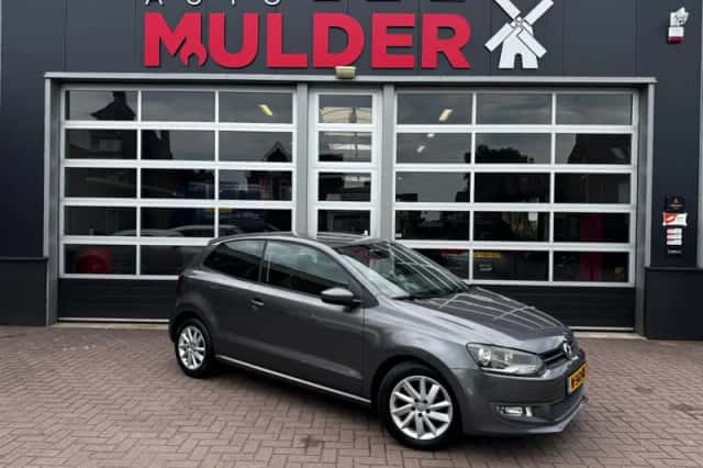 Volkswagen Polo (2010) thumbnail 1