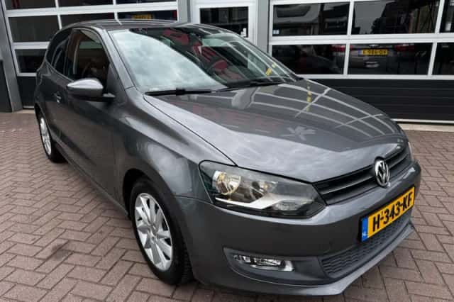 Volkswagen Polo (2010) thumbnail 2