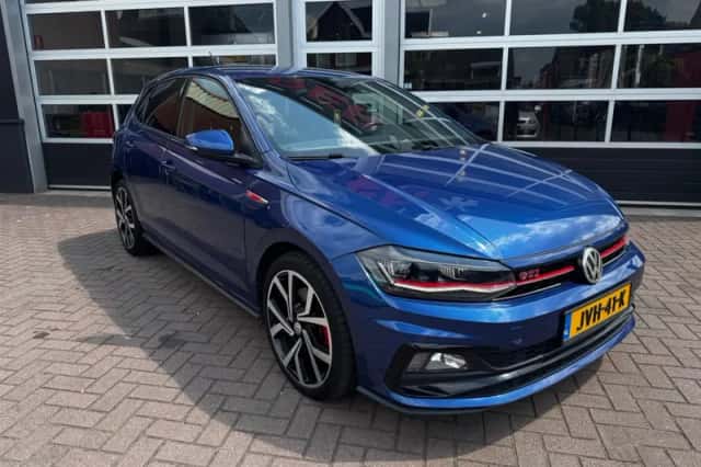Volkswagen Polo (2018) thumbnail 2