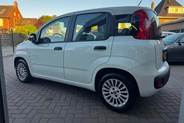 Fiat Panda (2014) thumbnail 6