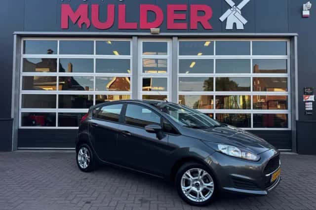 Ford Fiesta (2017) thumbnail 1