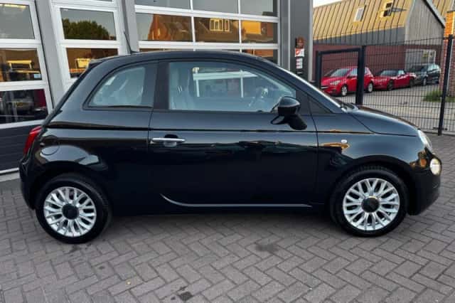 Fiat 500 (2018) thumbnail 4