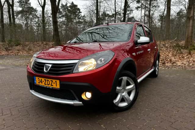Dacia Sandero (0) thumbnail 2