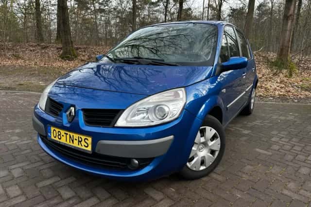 Renault Scénic (0) thumbnail 1