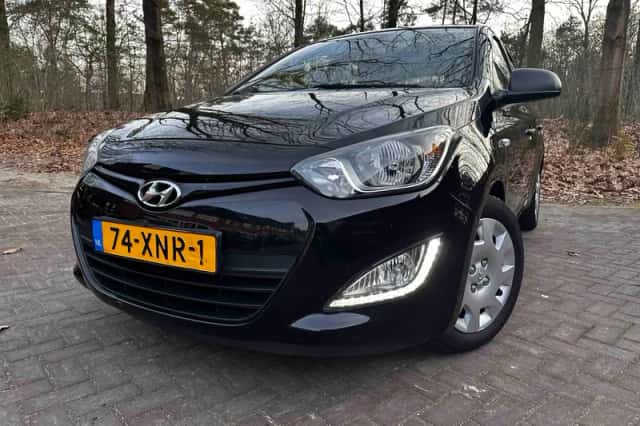 Hyundai i20 (2012) thumbnail 4