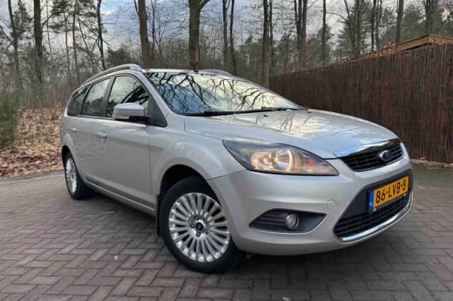 Ford Focus (0) thumbnail 2