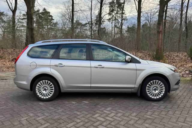 Ford Focus (0) thumbnail 4