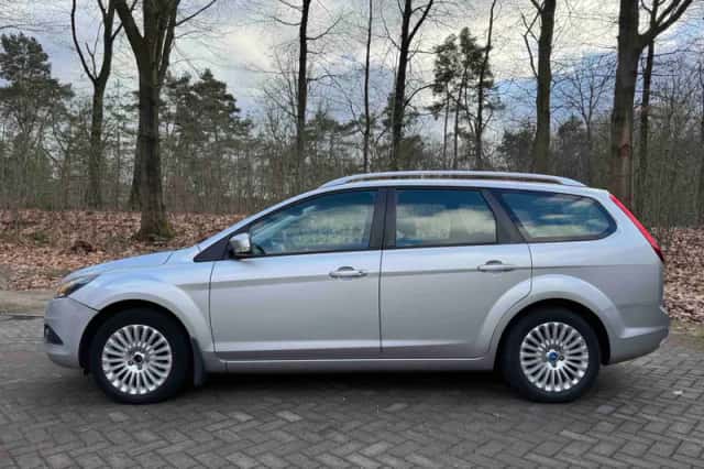 Ford Focus (0) thumbnail 5