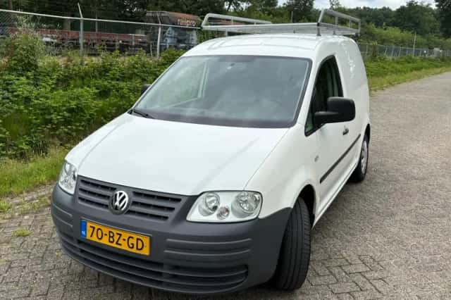 Volkwagen Caddy (2006) thumbnail 3