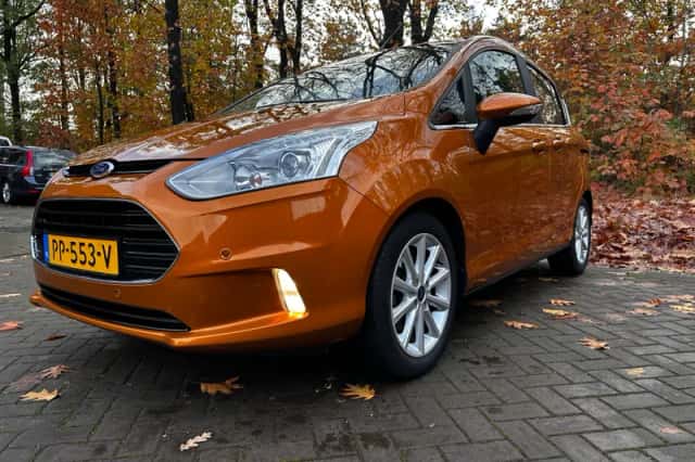 Ford B-Max (2017) thumbnail 5