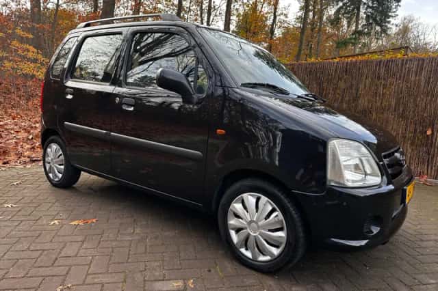 Opel Wagon (2011) thumbnail 2