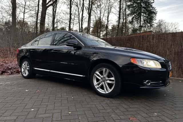 Volvo S80 (2012) thumbnail 1