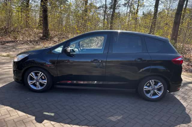 Ford C-Max (2014) thumbnail 3