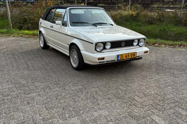 Volkwagen Golf (1991) thumbnail 1