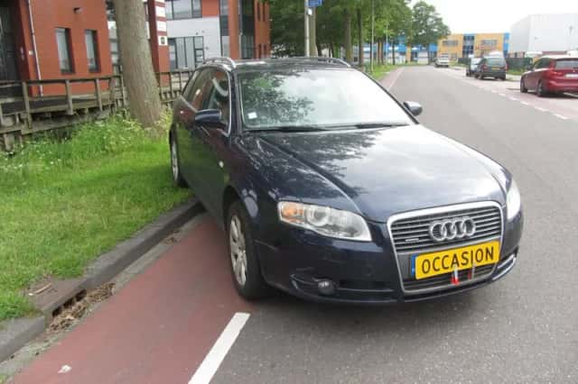 Audi A4 (2006) thumbnail 1