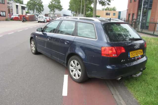 Audi A4 (2006) thumbnail 6