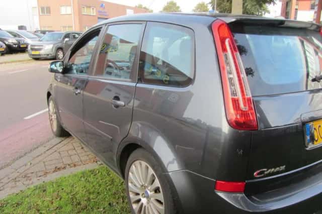 Ford C-Max (2009) thumbnail 6