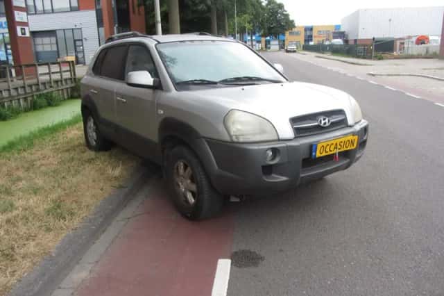 Hyundai Tucson (2005) thumbnail 4