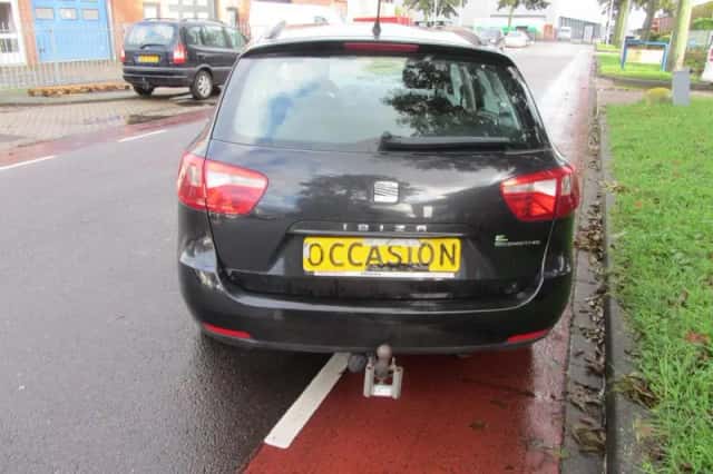 SEAT Ibiza (2011) thumbnail 4