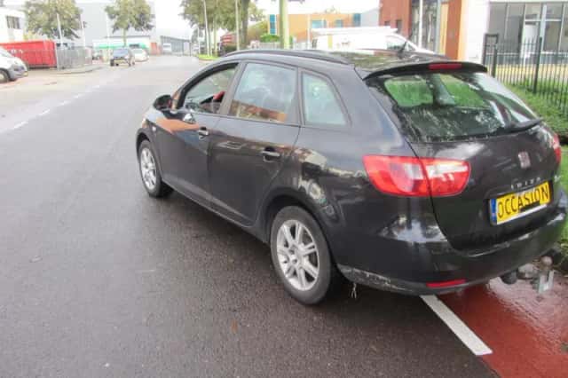SEAT Ibiza (2011) thumbnail 5