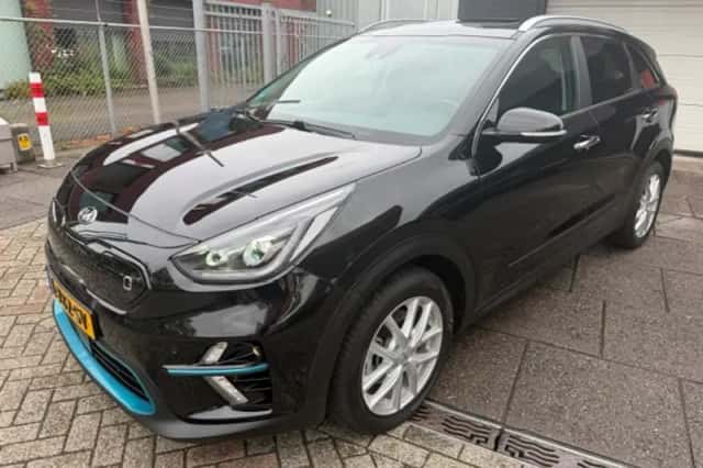 Kia Niro EV (2021) thumbnail 2