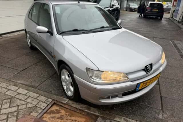 Peugeot 306 (1999) thumbnail 5