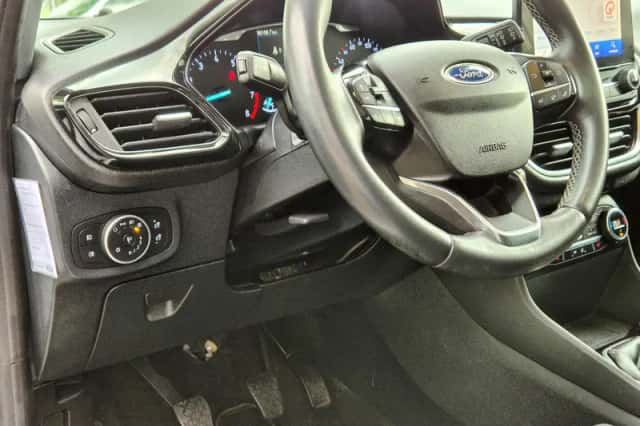 Ford Fiesta (2020) thumbnail 4