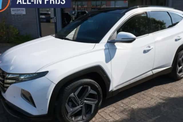 Hyundai Tucson (2022) thumbnail 1