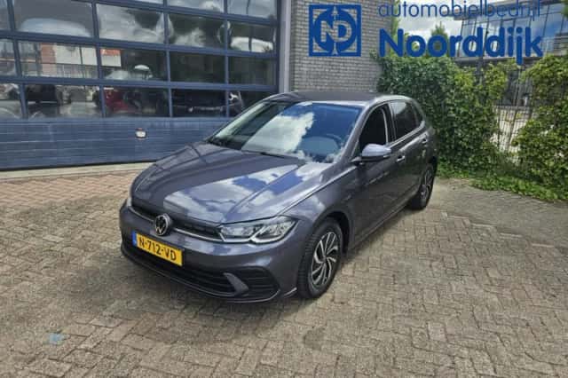 Volkswagen Polo (2022) thumbnail 2