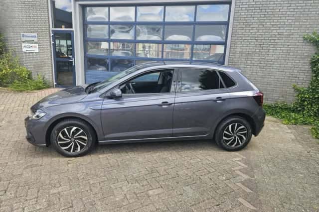 Volkswagen Polo (2022) thumbnail 5