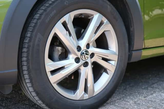 Volkswagen Taigo (2024) thumbnail 5