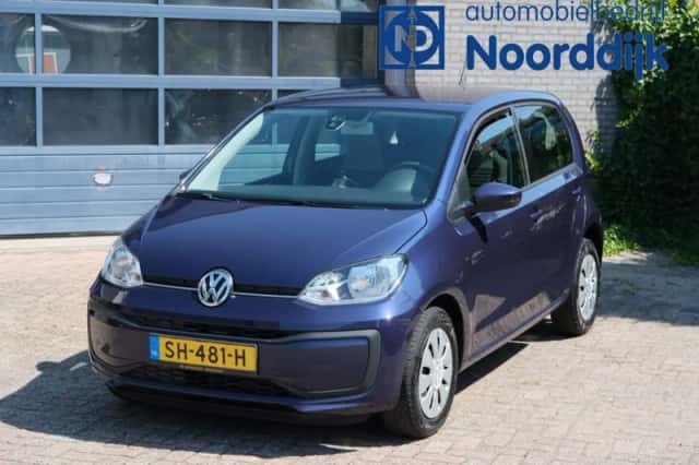 Volkswagen Up! (2018) thumbnail 2