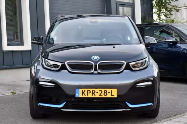 BMW i3 (2022) thumbnail 3