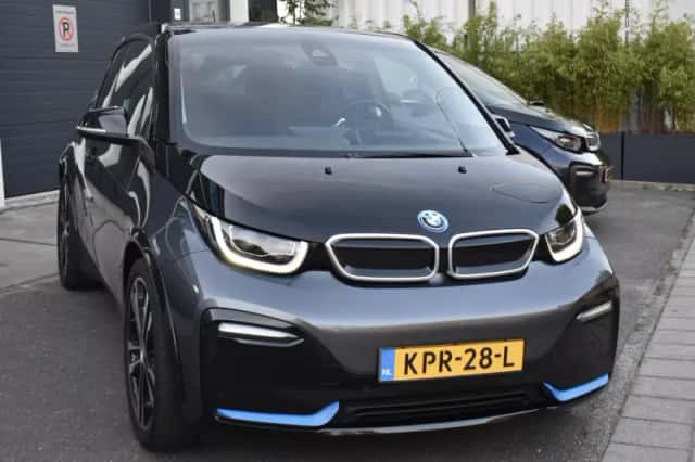 BMW i3 (2022) thumbnail 5