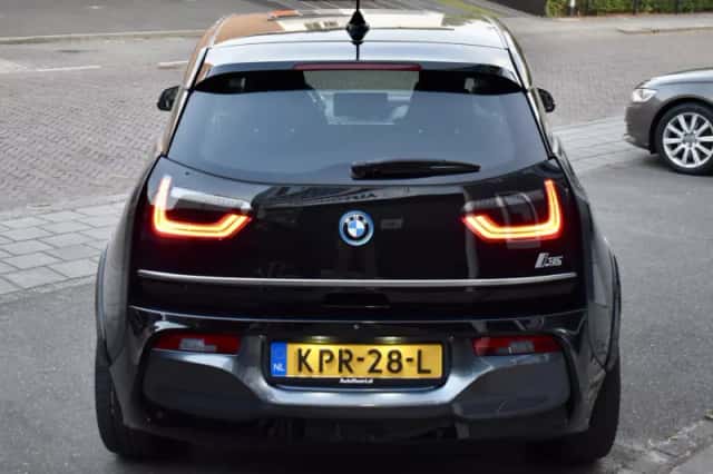 BMW i3 (2022) thumbnail 6