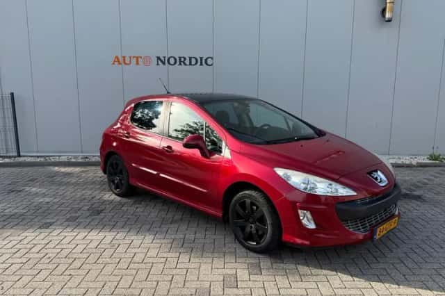 Peugeot 308 (2008) thumbnail 3