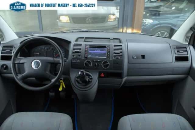 Volkswagen Transporter (2003) thumbnail 6