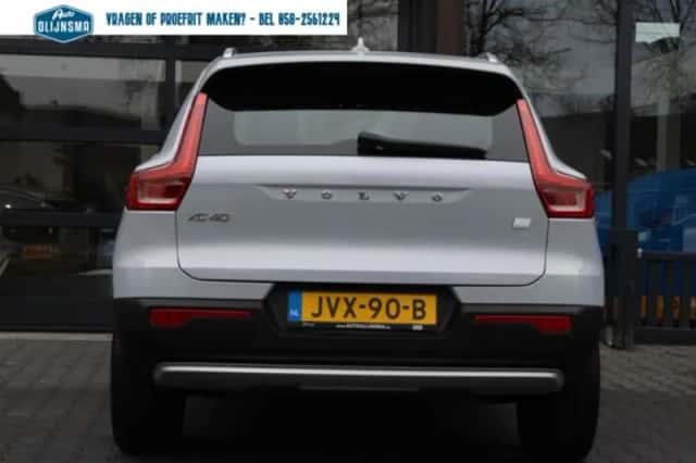 Volvo XC40 (2021) thumbnail 6