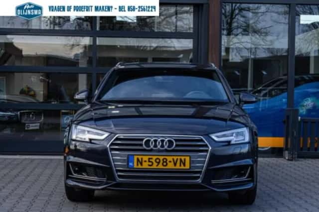 Audi A4 (2021) thumbnail 3