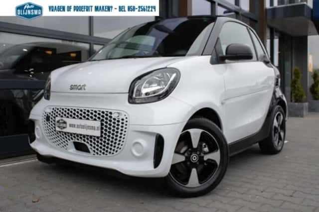 Smart Fortwo (2022) thumbnail 5