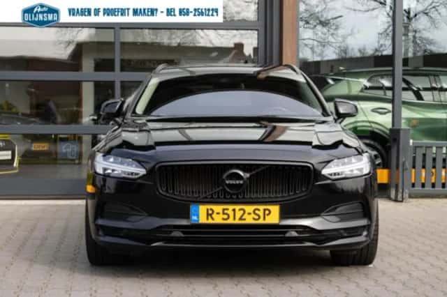 Volvo V90 (2023) thumbnail 3
