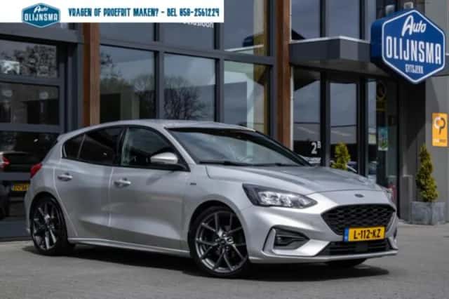 Ford Focus (2021) thumbnail 1