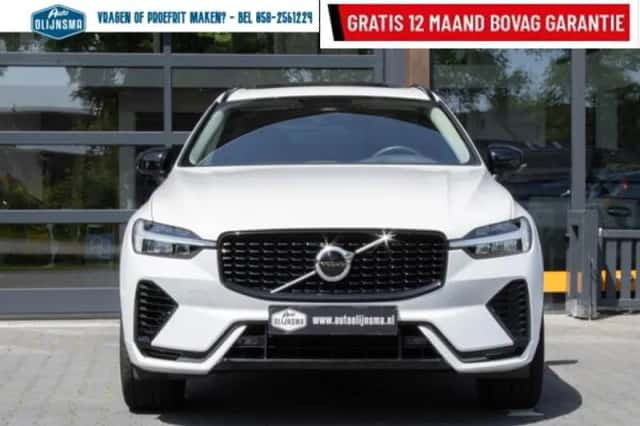 Volvo XC60 (2023) thumbnail 2