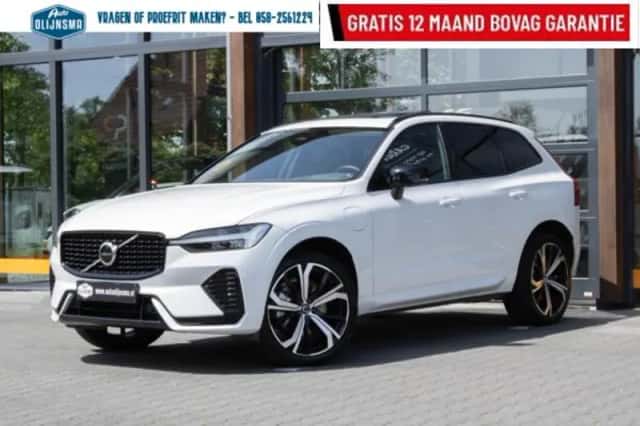 Volvo XC60 (2023) thumbnail 3