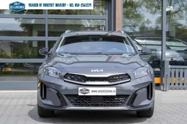 Kia XCeed (2023) thumbnail 3