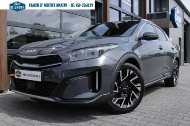 Kia XCeed (2023) thumbnail 5