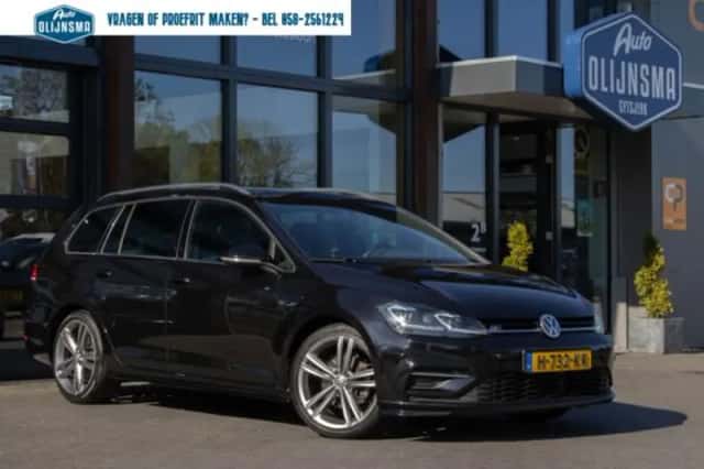 Volkswagen Golf (2020) thumbnail 1