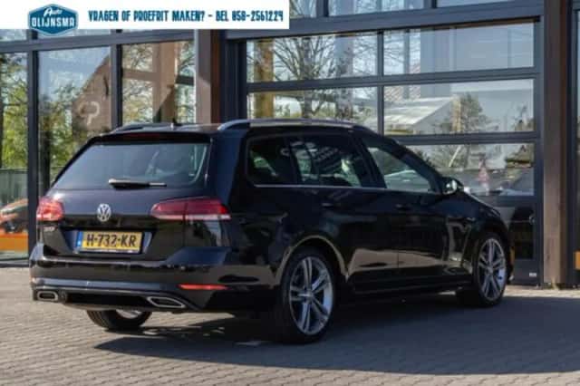 Volkswagen Golf (2020) thumbnail 5