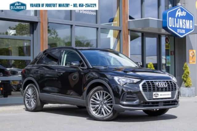 Audi Q3 (2022) thumbnail 1