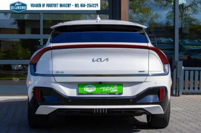 Kia EV6 (2024) thumbnail 6